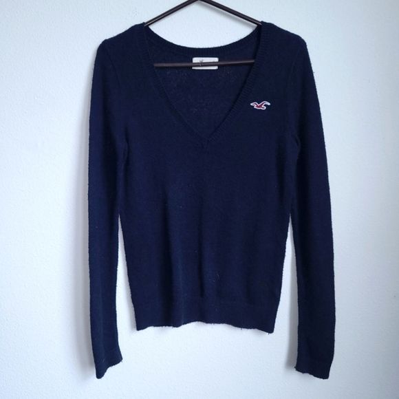 Hollister V-Neck Sweater Size Small - Picture 1 of 3